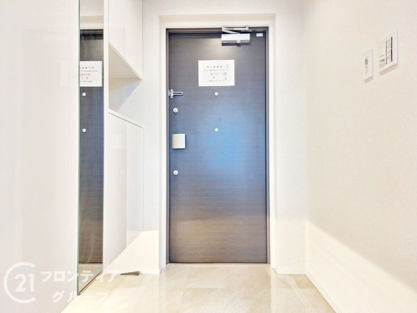 ワコーレ神戸本山ガーデンズ 中古マンション(玄関)