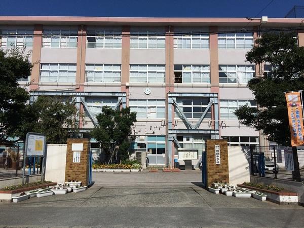 福岡市早良区野芥5丁目の土地(福岡市立田隈中学校)