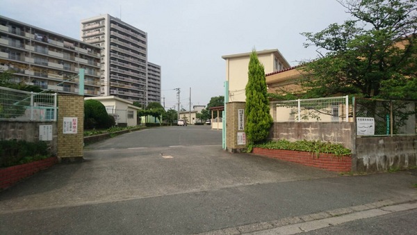 福岡市早良区重留7丁目の中古一戸建て(福岡市立四箇田小学校)
