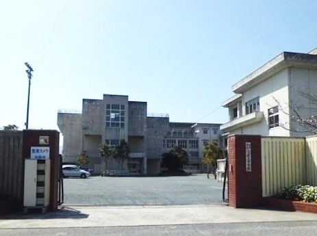 福岡市西区野方4丁目の中古一戸建て(福岡市立壱岐丘中学校)