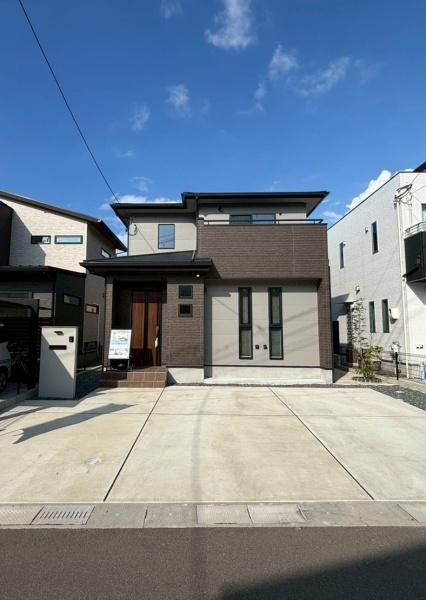 福岡市西区野方４丁目　５号地　戸建