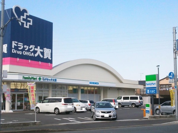 福岡市早良区野芥6丁目の中古一戸建て(ファミリーマート+ドラッグ大賀野芥店)