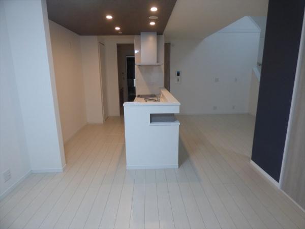 知多郡武豊町字平井5丁目の中古一戸建て(リビング)