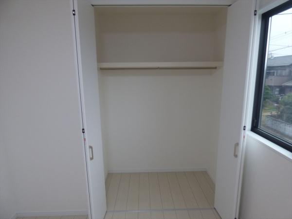 知多郡武豊町字平井5丁目の中古一戸建て(収納)