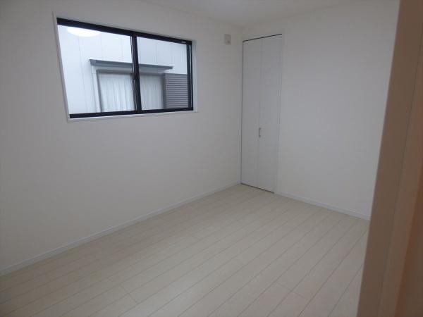 知多郡武豊町字平井5丁目の中古一戸建て(洋室)