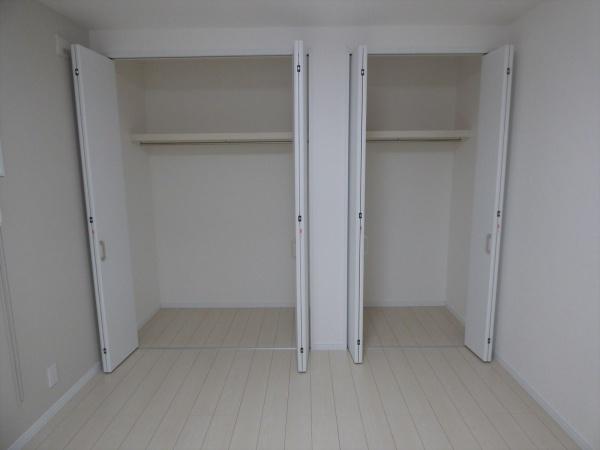 知多郡武豊町字平井5丁目の中古一戸建て(収納)