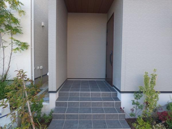知多郡武豊町平井１期　１号棟