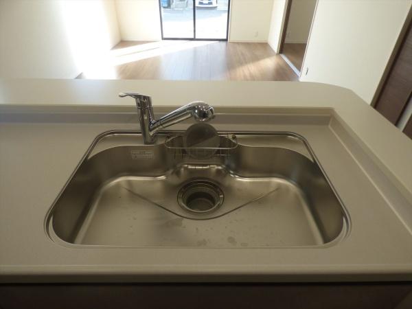 半田市住吉町４丁目　2号棟