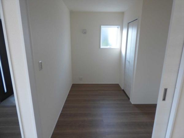 武豊町大字冨貴字市場　１号棟