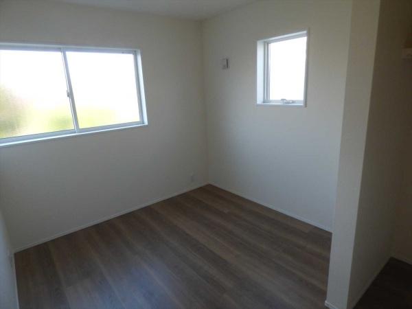 武豊町大字冨貴字市場　１号棟