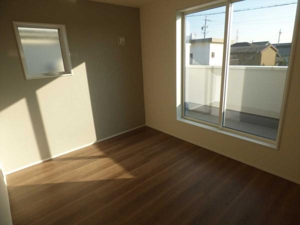 武豊町大字冨貴字市場　１号棟