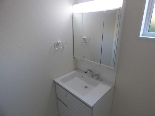 武豊町大字冨貴字市場　２号棟