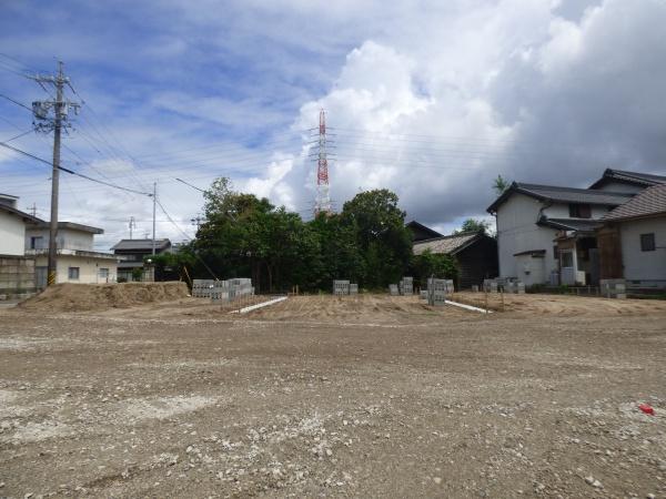 武豊町大字冨貴字市場　２号棟