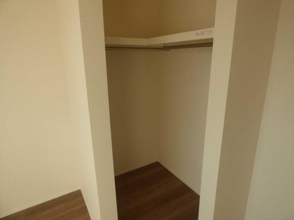 武豊町大字冨貴字市場　２号棟