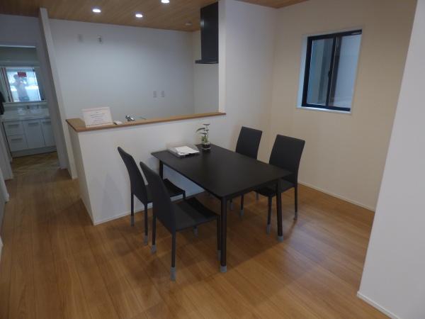 半田市東郷町１期　１号棟