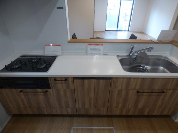 半田市東郷町１期　１号棟