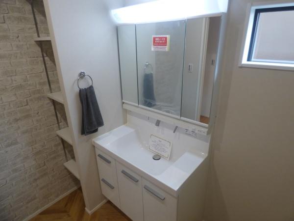 半田市東郷町１期　１号棟