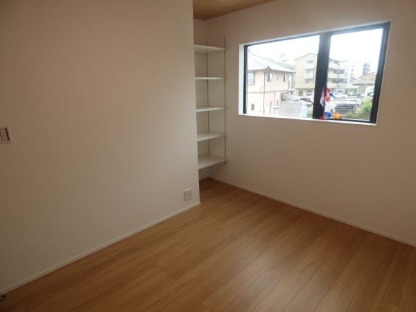 半田市東郷町１期　１号棟