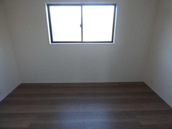 武豊町大字冨貴字市場　３号棟