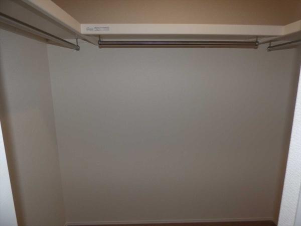 武豊町大字冨貴字市場　３号棟