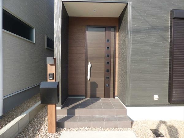 武豊町大字冨貴字市場　３号棟