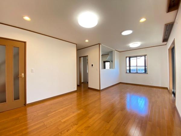 千葉市緑区古市場町　中古戸建て