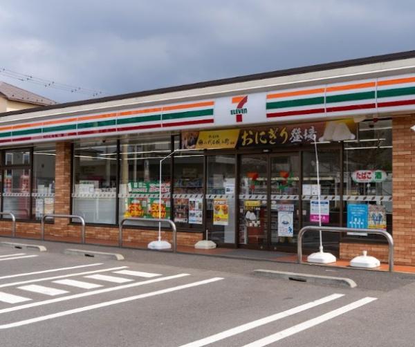 稲毛ファミールハイツ18号棟(セブンイレブン千葉柏台店)
