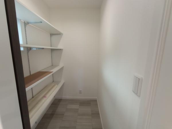 千葉市若葉区若松町　新築戸建
