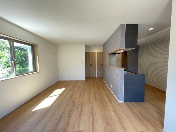 千葉市中央区矢作町　新築戸建
