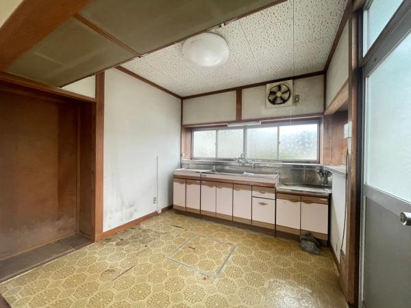 千葉市緑区土気町　中古戸建