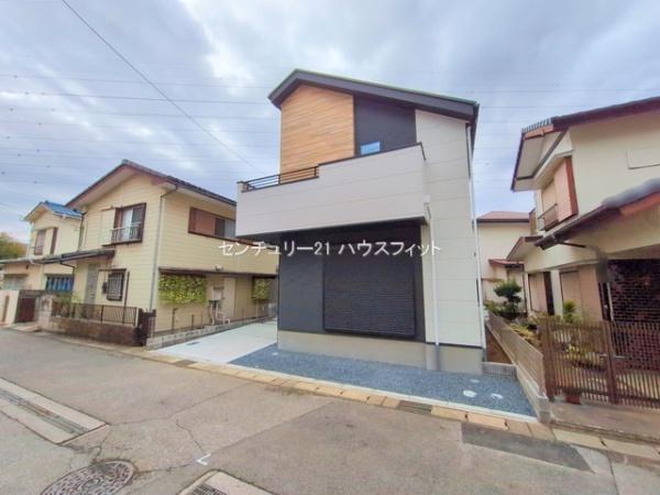 千葉市稲毛区小仲台9丁目　新築戸建
