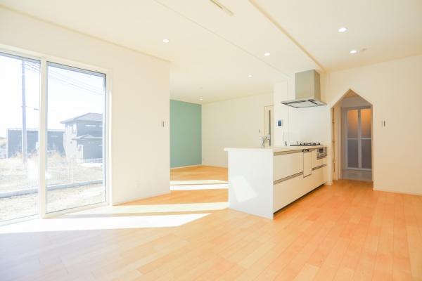 千葉市中央区南生実町　新築戸建