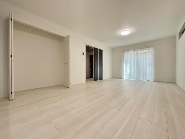 四街道市つくし座2丁目　新築戸建て