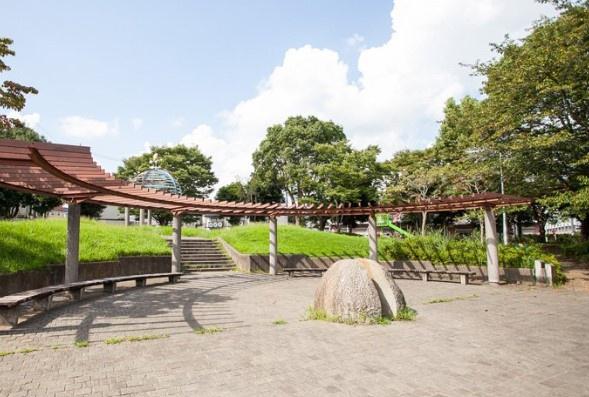 ライフヒルズ鎌取(おゆみ野かまとり公園)