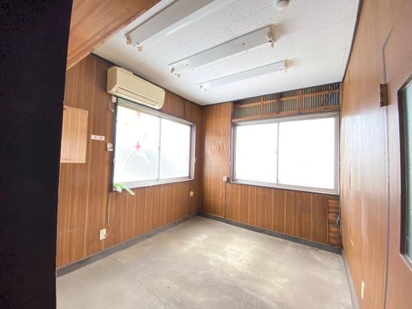 倉庫・事務所　東金市東金