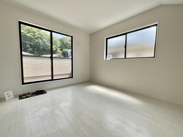 四街道市つくし座2丁目　新築戸建