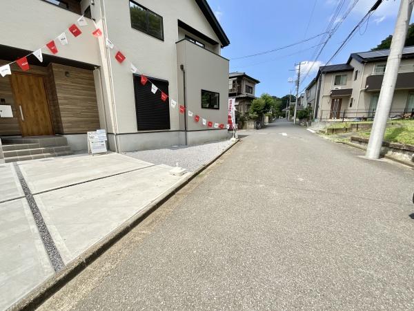 四街道市つくし座2丁目　新築戸建