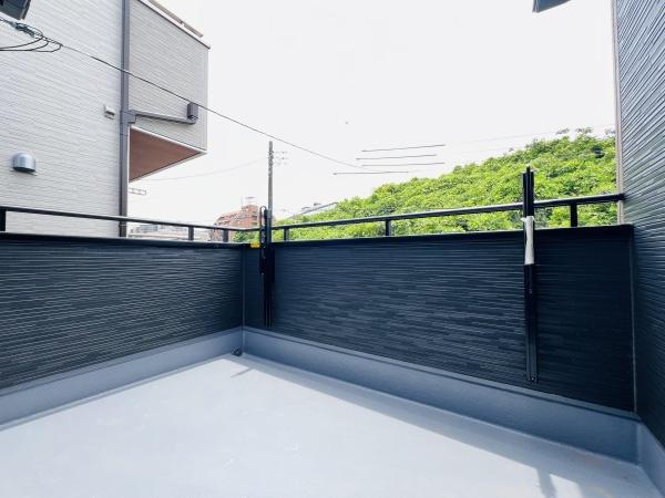 千葉市稲毛区小仲台8丁目　新築戸建