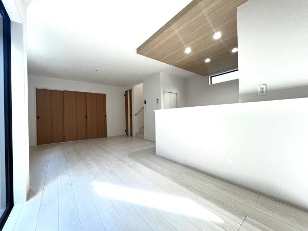 千葉市稲毛区小中台町　新築戸建