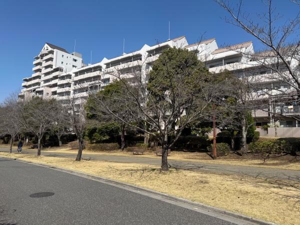 ライブ・アート春の道5号棟