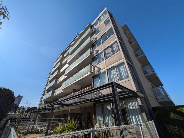 エステ・スクエア青葉の森一番館