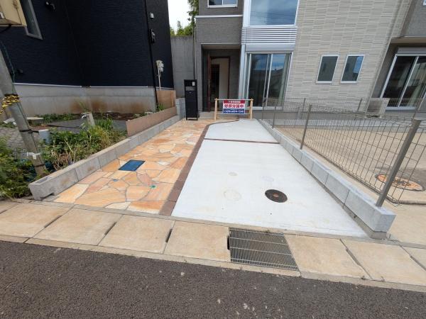 千葉市中央区矢作町 新築戸建(駐車場)