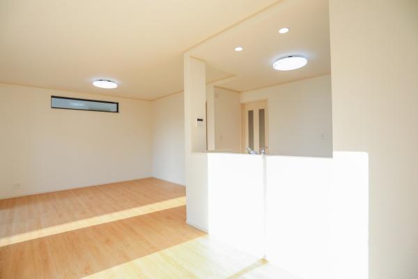 千葉市中央区登戸5丁目　新築戸建
