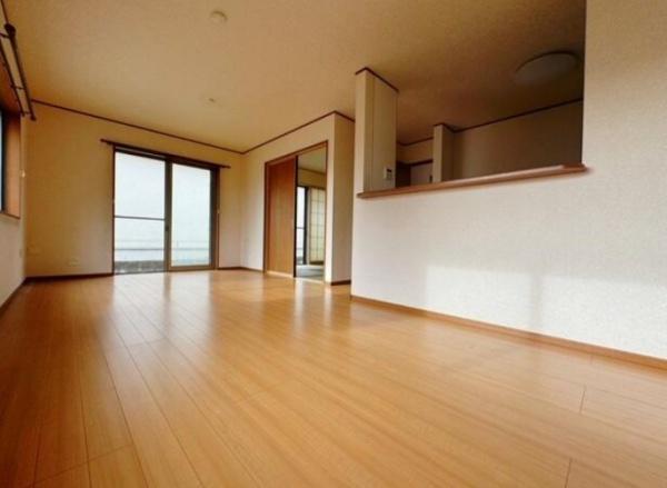 四街道市めいわ5丁目　中古戸建