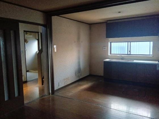 千葉市中央区塩田町　中古戸建