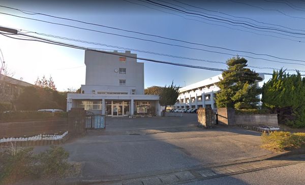 君津市大山野の中古一戸建て(君津市立周南中学校)