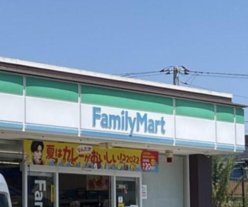 ちはら台ファミールハイツ6号棟(ファミリーマート市原ちはら台東三丁目店)