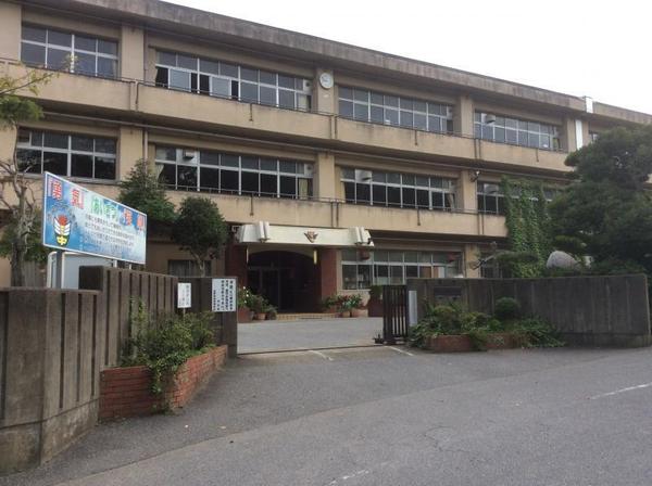 市原市郡本3丁目の中古一戸建て(市原市立市原中学校)
