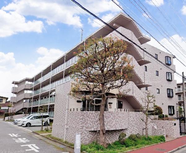 リリファ小倉台3