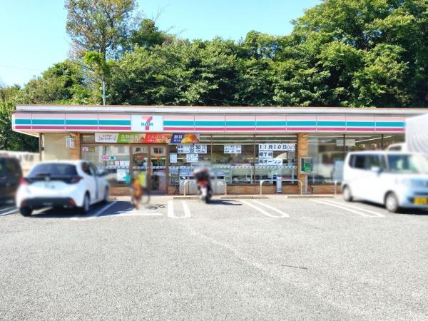 ダイアパレス稲毛緑園都市A工区(セブンイレブン千葉園生町南店)